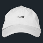King White Color Visuelle bestickte Kappen oder Ha<br><div class="desc">King White Color Visor bestickte Kappen oder Hats. Schriftart Name ist Century, Schriftart Größe 26, King Black Color Text. Style type ist Alternative Apparel Basic einstellbare Cap, Color type ist White.</div>