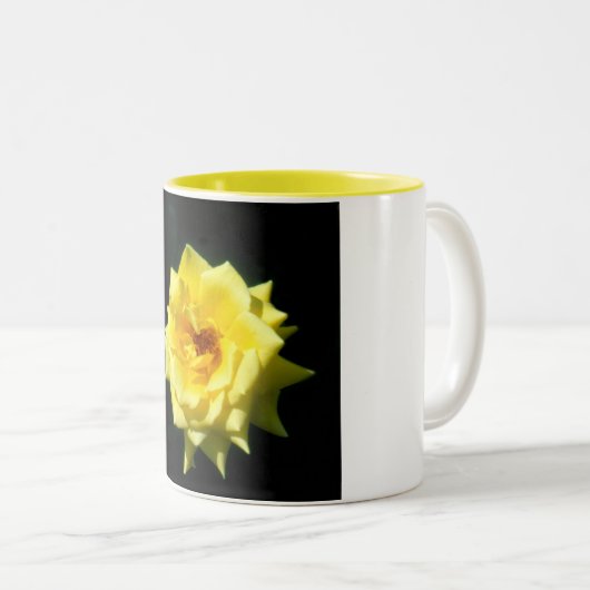 King's Ransom-Rose Zweifarbige Tasse (VorderseiteRechts)