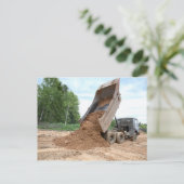 Kipper, der Schmutz entlädt Postkarte (Stehend Vorderseite)