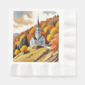Kirche auf einem Hügel im Herbst Serviette (Vorderseite)