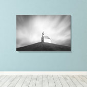 Kirche auf einem Hügel in Schwarz-Weiß Leinwanddruck (Insitu (Holzboden))