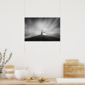 Kirche auf einem Hügel in Schwarz-Weiß Poster (Küche)
