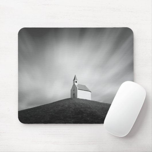 Kirche auf einem Hügel in Schwarzweiss Mousepad (Mit Mouse)