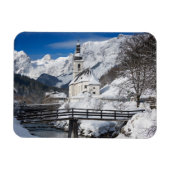 Kirche im Schnee mit den Alpen Magnet (Horizontal)
