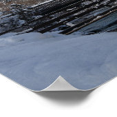 Kirche im Schnee mit den Alpen Poster (Ecke)