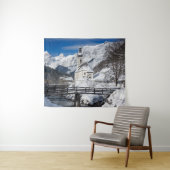 Kirche im Schnee mit den Alpen Wandteppich (Beispiel (Horizontal))