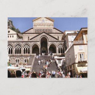 Kirche in Amalfi, besucht von vielen Touristen Postkarte