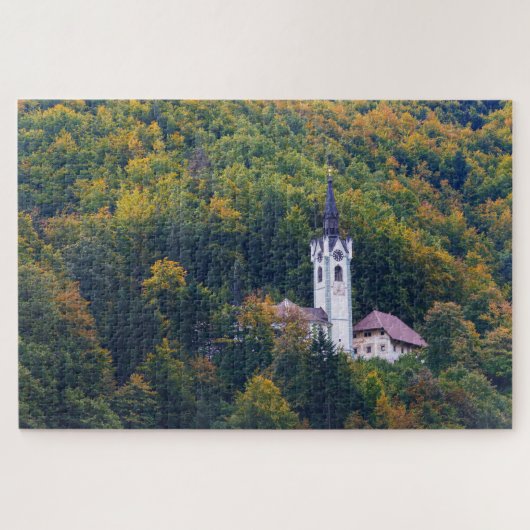 Kirche in einem Regenwald in Slowenien Puzzle (Horizontal)