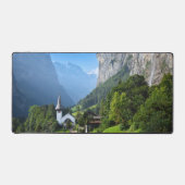 Kirche in Lauterbrunnen, Schweiz Schreibtischunterlage (Vorderseite)