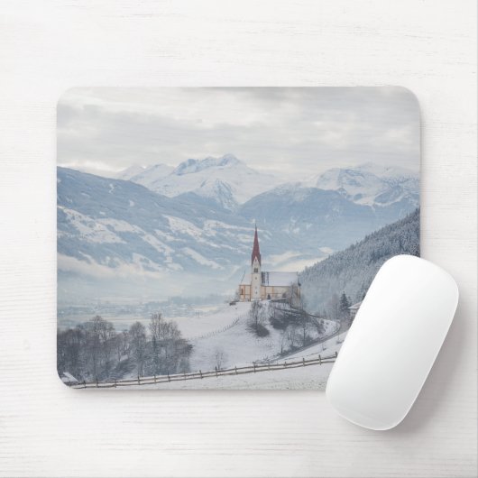 Kirche in Zillertal in Winter mousepad (Mit Mouse)