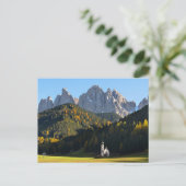 Kirche mit den Dolomiten - Berge Postkarte (Stehend Vorderseite)