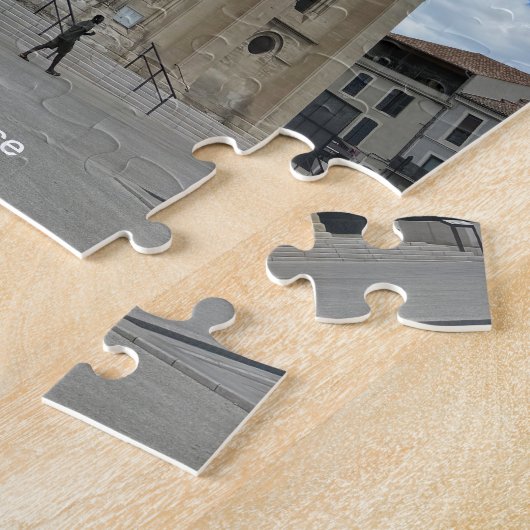 Kirche Saint Baudilus in Nimes, Frankreich, Puzzle (Seite)