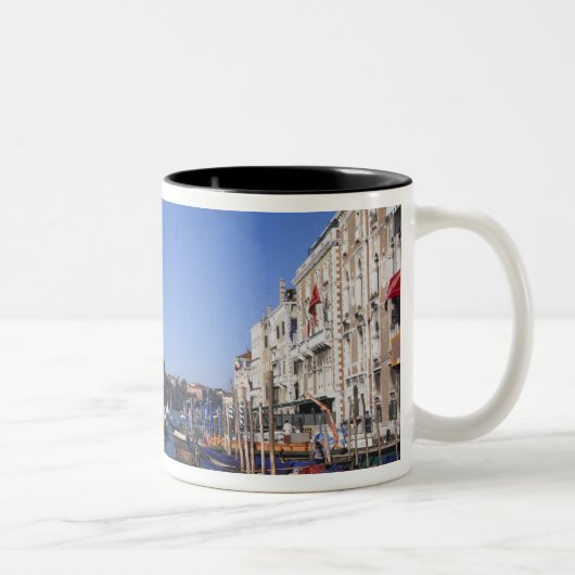 Kirche Santa Maria della Salute und Grand Zweifarbige Tasse (Rechts)