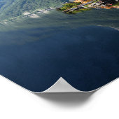 Kirche und Dorf Hallstatt, Österreich mit Alpen Poster (Ecke)