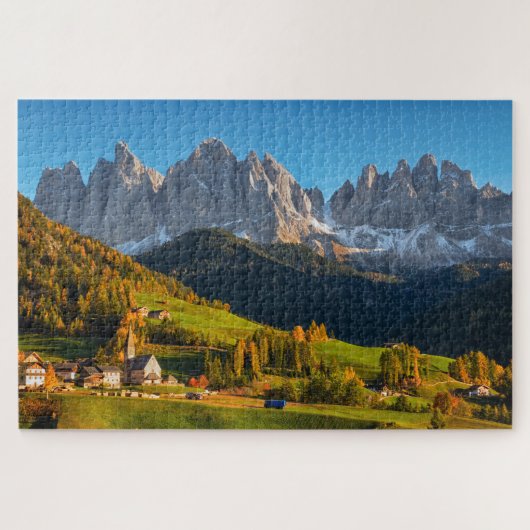 Kirche und Dorf mit Berglandschaft Puzzle (Horizontal)