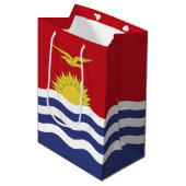 Kiribati-Flagge Mittlere Geschenktüte (Vorderseite Schrägansicht)