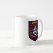 Kirkpatrick Kilpatrick Wappen auf Colquhoun Tartan Kaffeetasse (VorderseiteRechts)
