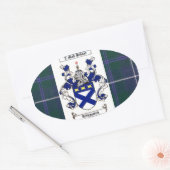 Kirkpatrick Wappen über Douglas Blue Tartan Ovaler Aufkleber (Umschlag)