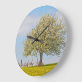 Kirschbaum im Frühling Große Wanduhr (Winkel)