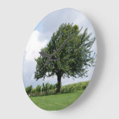 Kirschbaum im Sommer Große Wanduhr (Winkel)