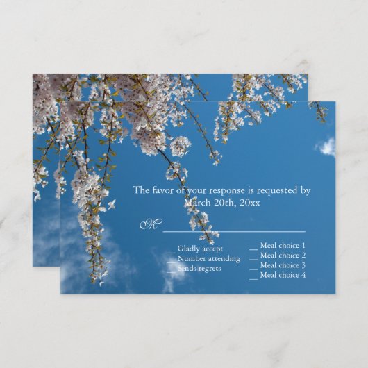 Kirschblüte am blauen Himmel UAWG Hochzeit RSVP Karte (Vorne/Hinten)