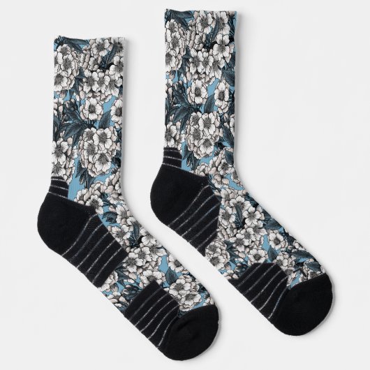 Kirschblüte in weißem und blauem drahtlosem Ladege Socken (Rechts)