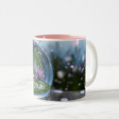Kirschblüten-Kugel-Tasse Zweifarbige Tasse (VorderseiteRechts)