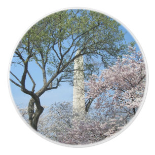 Kirschblüten und das Washington Monument in DC Keramikknauf