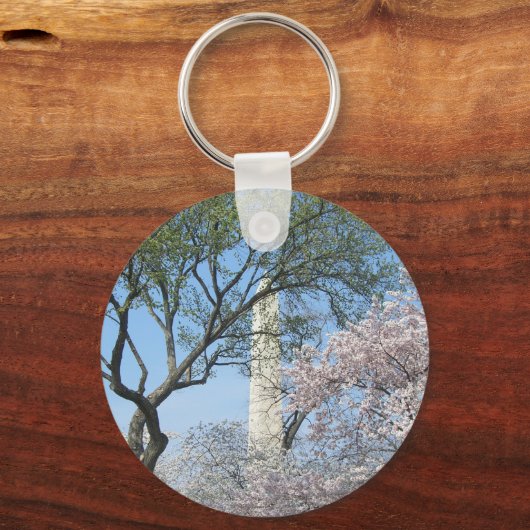 Kirschblüten und das Washington Monument in DC Schlüsselanhänger (Vorderseite)