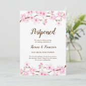 Kirschblüten vertagte Hochzeitsankündigung Einladung (Stehend Vorderseite)