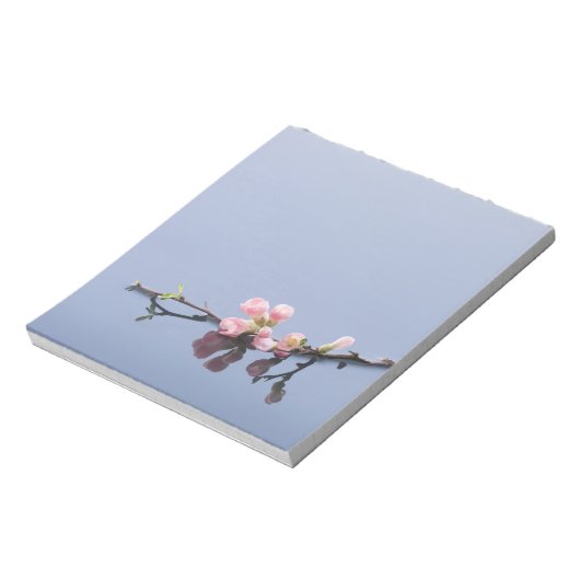 Kirsche blüht im Wasser Notizblock (Rotiert)