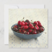 Kirschen in einer blauen Schüssel Karte (Vorderseite)