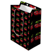 Kirschen mit Smiley Mittlere Geschenktüte (Vorderseite Schrägansicht)