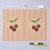 Kirschrot gestreiftes Seidenpapier (Handwerk)