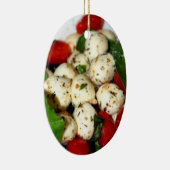 Kirschtomate und Mozzarella-Salat Keramik Ornament (Rechts)