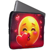 Kiss Emoji: Love and Hearts Art Laptopschutzhülle (Vorne Rechts)