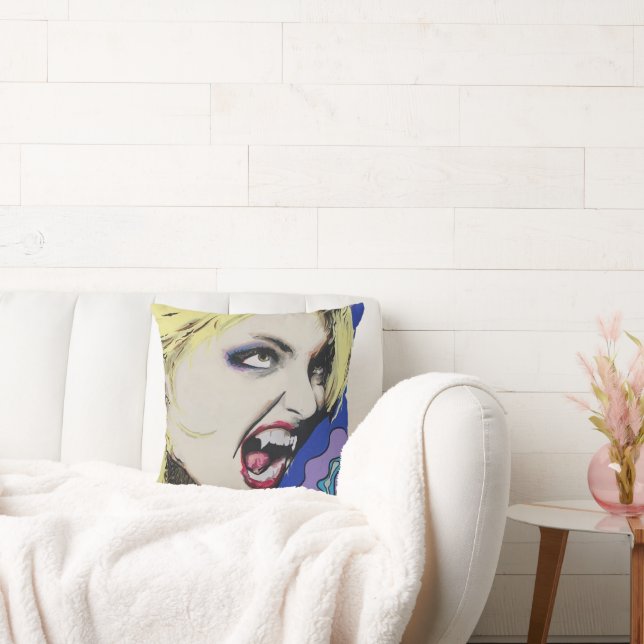 "Kiss Hard" Gemälde auf einem Kissen (Liege)