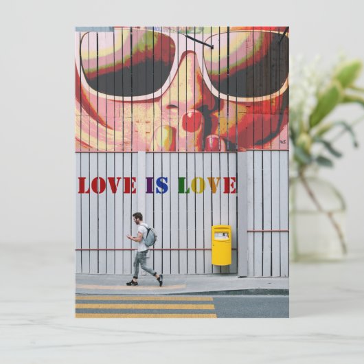 Kiss-Liebe ist Liebe Gay/Lesben Save the Date Kart (Stehend Vorderseite)