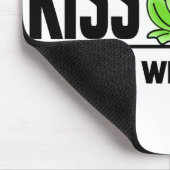 KISS ME Frog mousepad, anpassbar Mousepad (Ecke)