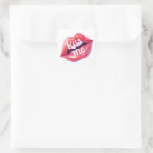 Kiss Me Glossy Red Lips Art Illustration Quadratischer Aufkleber (Tasche)