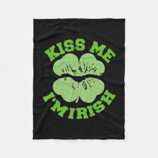Kiss Me I bin irisch Fleecedecke (Vorderseite)