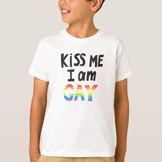 Kiss Me I is Gay T-Shirt (Vorderseite)