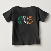 Kiss Me Ich bin irisch Baby T-shirt (Vorderseite)