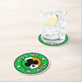 Kiss Me Ich bin irisch Runder Pappuntersetzer (Vor Ort)