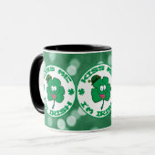 Kiss Me Ich bin Irish Clover Face Green Bokeh Tasse (Vorderseite Links)