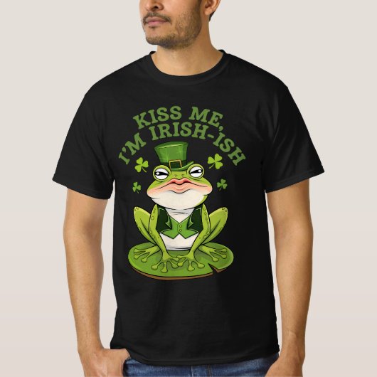Kiss Me, ich bin Irish-Ish Funny Frog St Patrick's T-Shirt (Vorderseite)