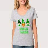 Kiss Me Ich bin Irish St. Patrick's Day Gnome Klee T-Shirt (Vorderseite)