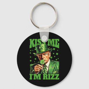 Kiss Me Ich bin Rizz Trump St Patricks Day Irish L Schlüsselanhänger