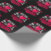 Kiss Me Ich bin Single Niedlich Valentine Geschenkpapier (Ecke)