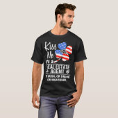 Kiss Me Im a Real Anwesen Agent oder Irisch oder B T-Shirt (Vorne ganz)